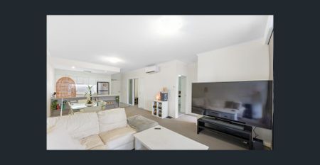 Neat & Tidy 2-Bedroom Unit in a Convenient Location - Photo 5