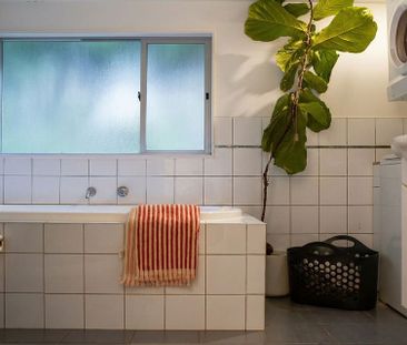 3-Bed + Study | 3 Carparks | Lawns Included - Photo 6