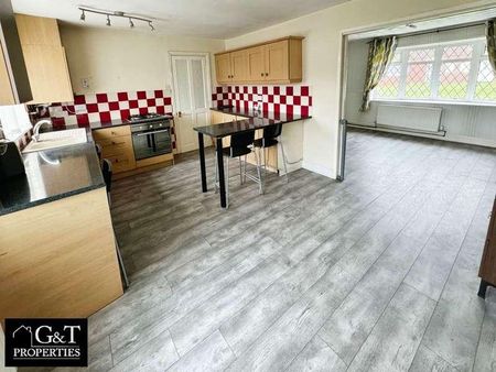 Hamble Close, Brierley Hill, DY5 - Photo 4