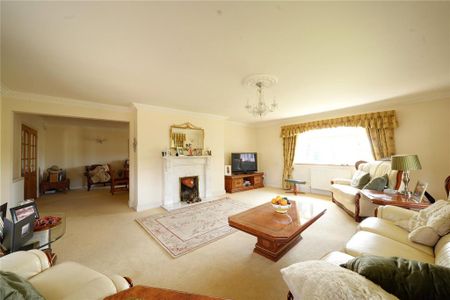 3 bedroom bungalow to rent - Photo 2