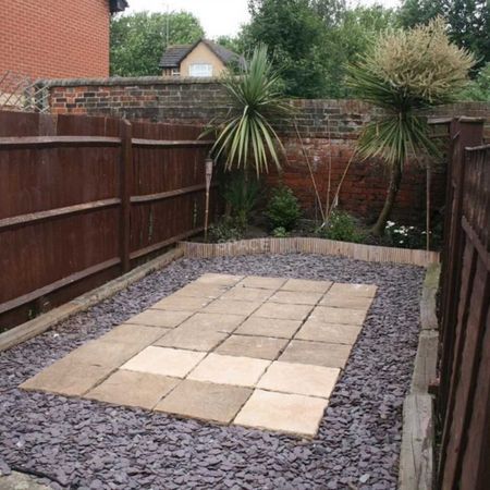 Price £1,600 pcm - Available 21/07/2025 - Furnished - Photo 3