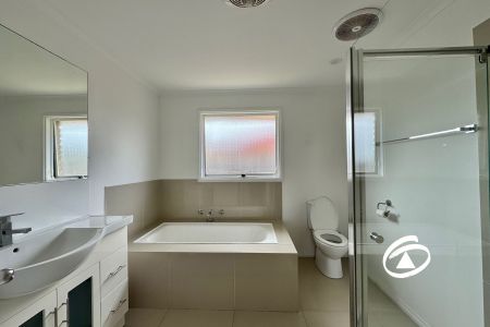 19 Andrew Street, 3976, Hampton Park Vic - Photo 3