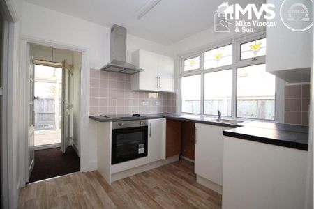 3 bedroom bungalow to rent - Photo 3