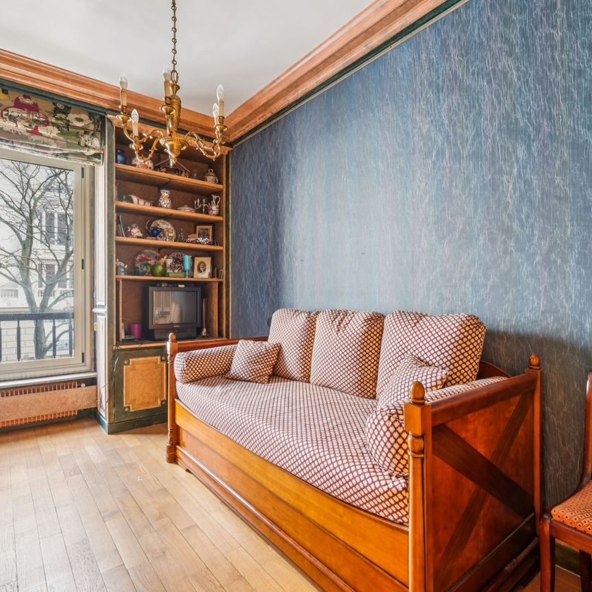 Location Appartement de luxe Paris 7 4 Pièces 191 m² - Photo 1