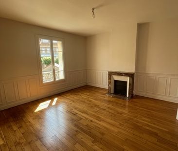 Location Appartement 5 pièces 144m² MELUN 77000 - Photo 2