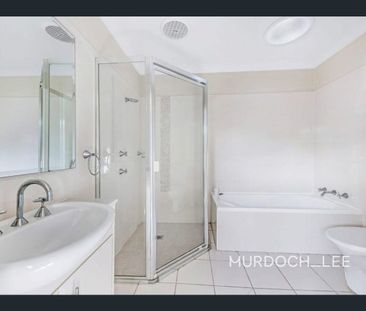 LOVELY 2 BED HOME - CONVENIENT LOCATION ! - Photo 3