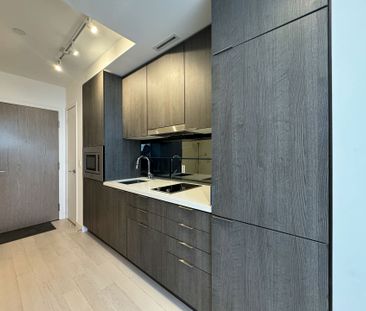 For Lease - 215 Queen Street Unit# 2502, Toronto, Ontario - Photo 4