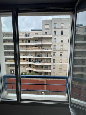 LOCATION d'un appartement T1 (20,1 m² Carrez) non meublé à LYON - Photo 1