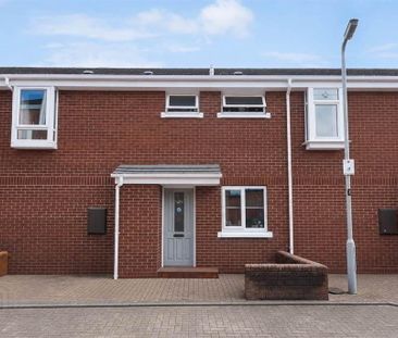 3 Britannic Park, Sandy Row, Belfast, BT12 5HG - Photo 3