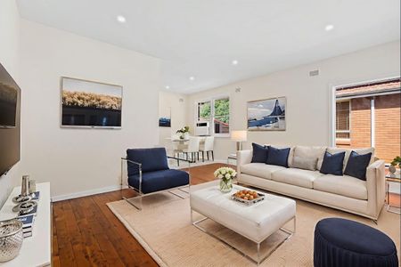 3 Bedroom Brick Home- GREAT LOCATION - Photo 3