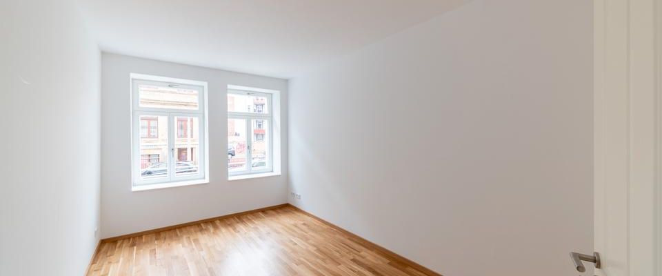 Großzügige Wohnung im Hochparterre mit Balkon - WE01 - Photo 1