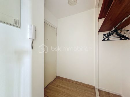 Appartement de 42,06 m² à Evry - Photo 3