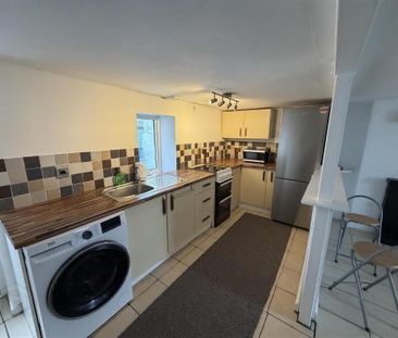 48 High Street, Ballyhalbert, Newtownards, BT22 1BL - Photo 4