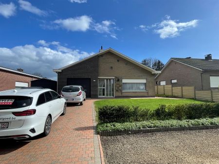 Huis met 3 slaapkamers, garage en tuin - Foto 2