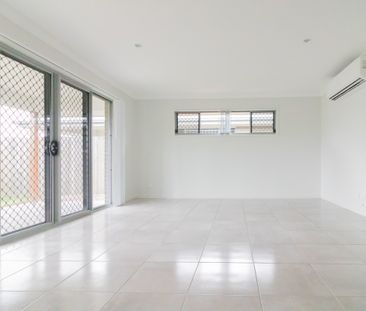 Unique Family Home with Dual Access! - Photo 4