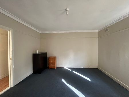 13 Wurruk Avenue, Preston VIC 3072 - Photo 2