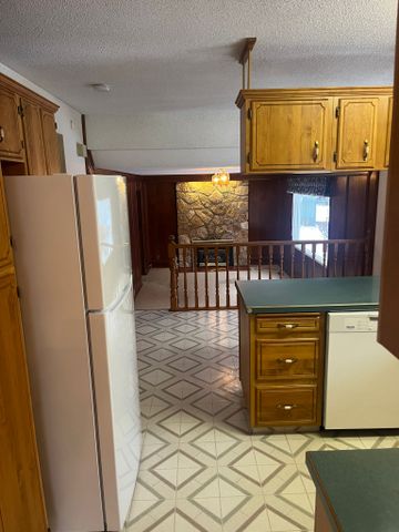 Huge Lot! Well Maintained 4 Bdrms 2.5 Bath House in Willow Park! - Photo 2