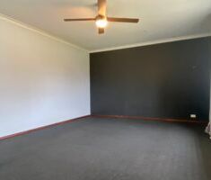 Charming and Charismatic! - Photo 6