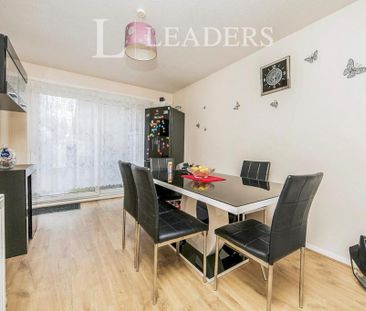 3 bedroom house to rent - Photo 2