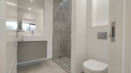 West Gate, Ealing - Photo 5