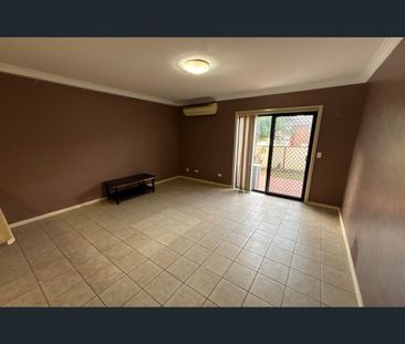 8/143-145 Blaxcell Street, Granville, NSW 2142 - Photo 4