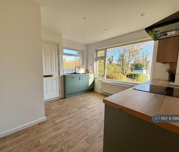 3 bedroom bungalow to rent - Photo 2