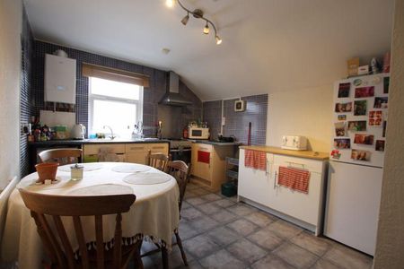 7 bedroom end of terrace house to rent - Photo 5