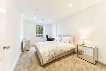 Walton Heights, 143 Walworth Road, Elephant Park, London, SE17 1FZ - Photo 3