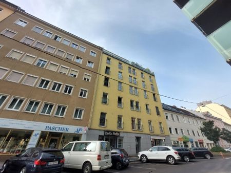 Ideale 2- Zimmer Wohnung mit großem Balkon - Bismarckstraße 16 - Top 4 - Photo 2