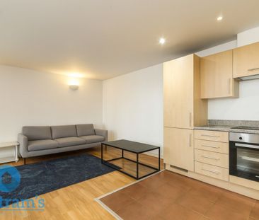 2 bed Apartment for Rent - Photo 2