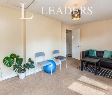 1 bedroom property to rent - Photo 3