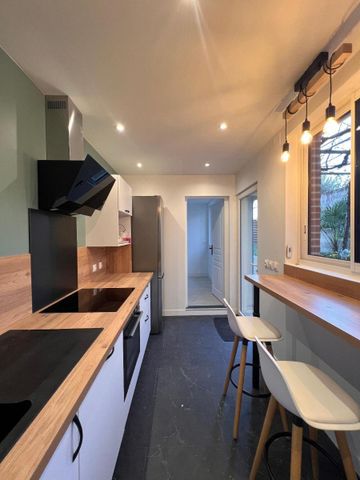 Location Appartement 2 pièces 50m² ALBI 81000 - Photo 3