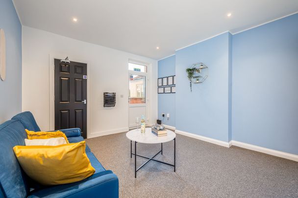 Arbury Road, Nuneaton, CV10 7NH - Photo 1