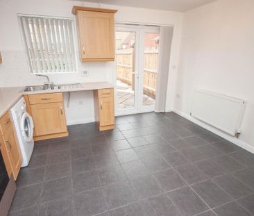 3 bedroom terraced house to rent - Photo 6