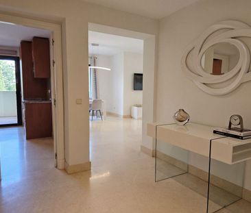 Ground Floor Apartment in Benahavís - Photo 3
