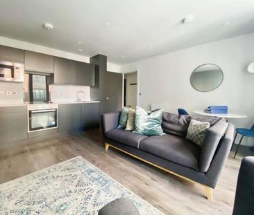 2 bedroom Flat To Let - Photo 4