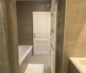 Appartement te huur in 's Gravenwezel voor € 1.135 met 2 slaapkamers - Photo 4