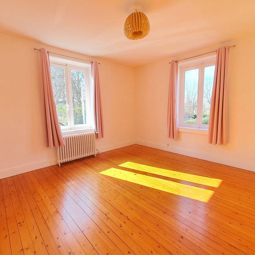 Location Maison 3 pièces 126m² VILLARS LES DOMBES 01330 - Photo 1