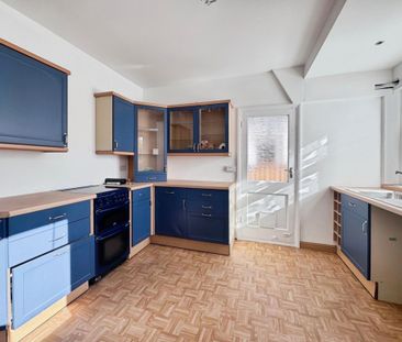 2 bedroom semi-detached bungalow to rent - Photo 5