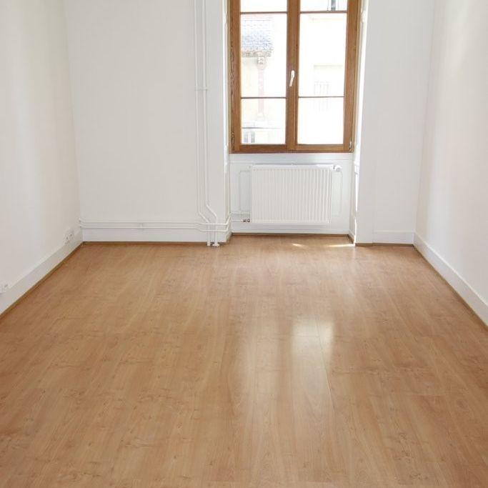 Proche Gare des Eaux-Vives - Foto 1