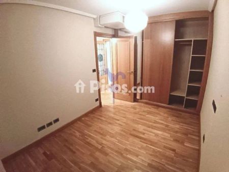 Piso en alquiler en Centro Ciudad - Foto 3