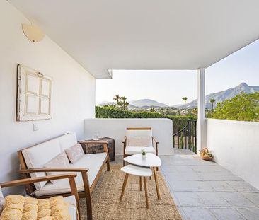 Apartamento planta baja en alquiler en Marbella, Marbella - Photo 2