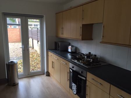 Farebrother Street, Single Room - Photo 2