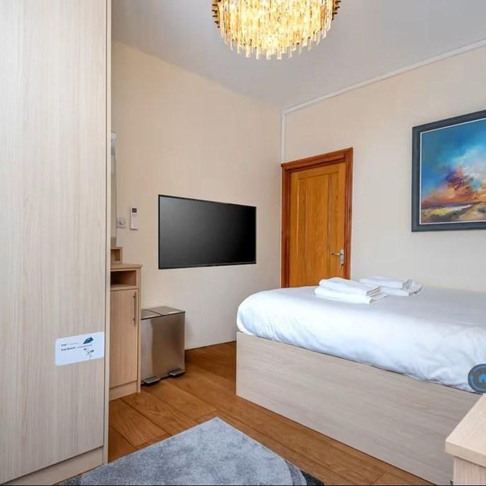 Studio to rent - Photo 1