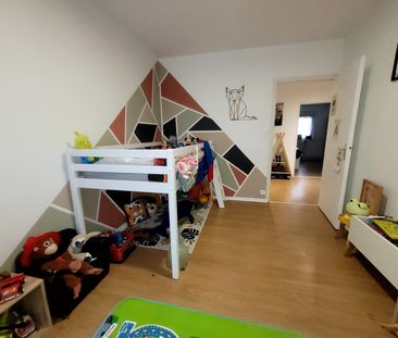 Location Appartement 5 pièces 114m² - Photo 3
