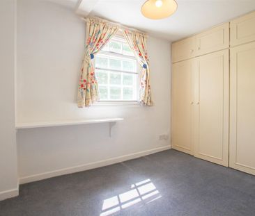 High Street, Saffron Walden - Photo 3