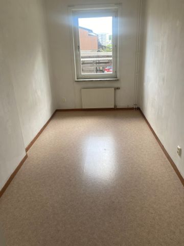 Carlavägen, Eskilstuna - Photo 5