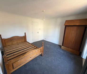 3 bedroom townhouse to rent - Photo 6