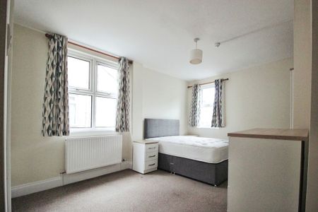 Cambrian View, Chester, Cheshire - Photo 4