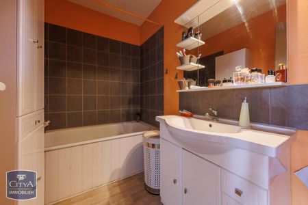 Location Appartement 1 pièce 30m² CLERMONT FERRAND 63100 - Photo 2